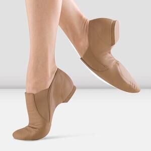 Bloc NWOT leather elasta jazz booties